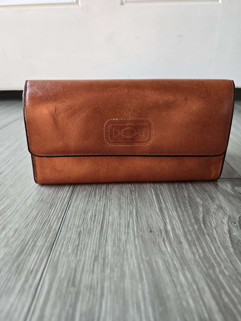 Vintage Amity Cowhide Leather Clutch Wallet Kisslock Coin Purse British Tan 70s